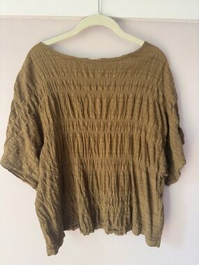 Black Crane shirred Crinkle Tunic Top - Olive